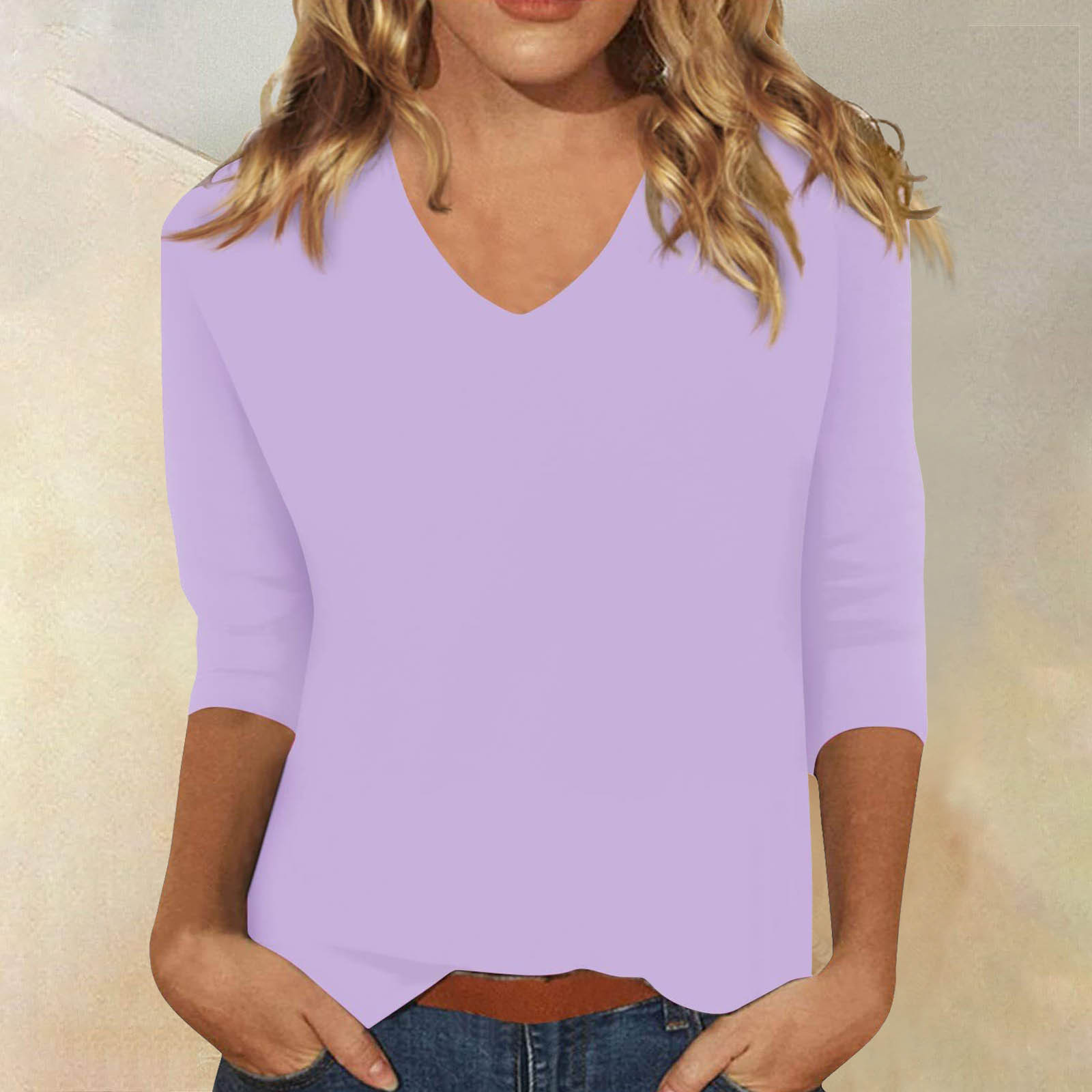 thumbnail image 2 of Camiseta básica de verano informal de color liso con cuello en V para mujer - Poliéster, manga 3/4, aberturas laterales - S-XXL, 2 of 5